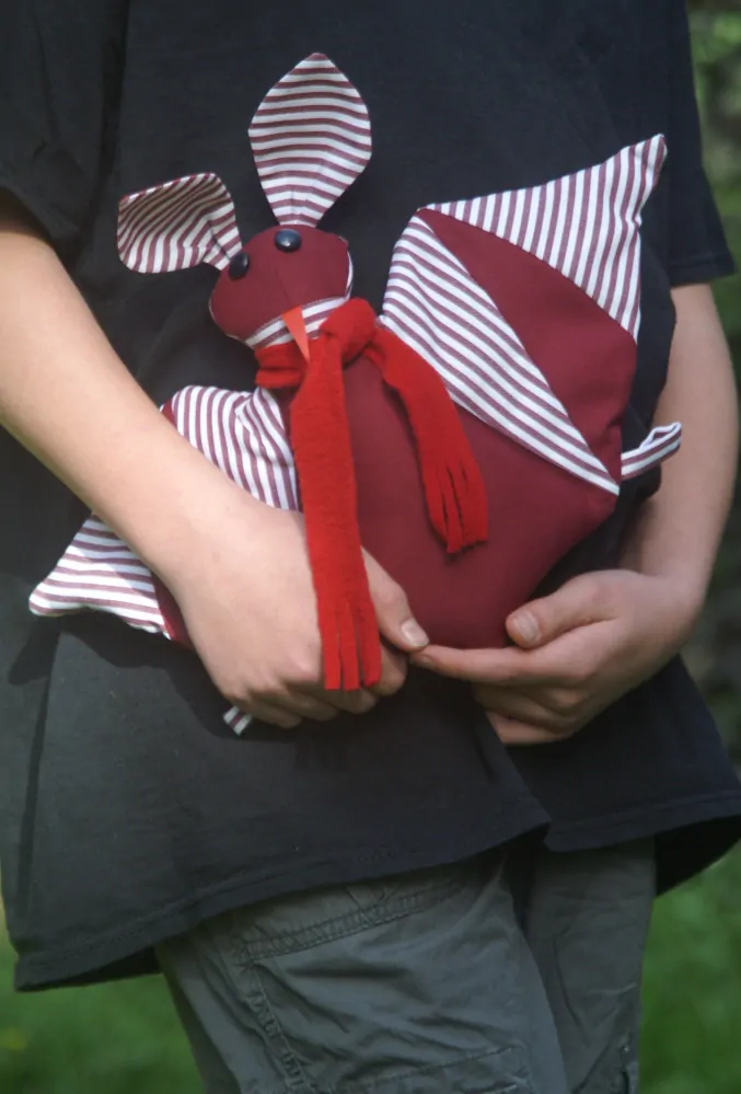 CEDR Netopýr textilní malý s chrastítkem 30x40 cm  