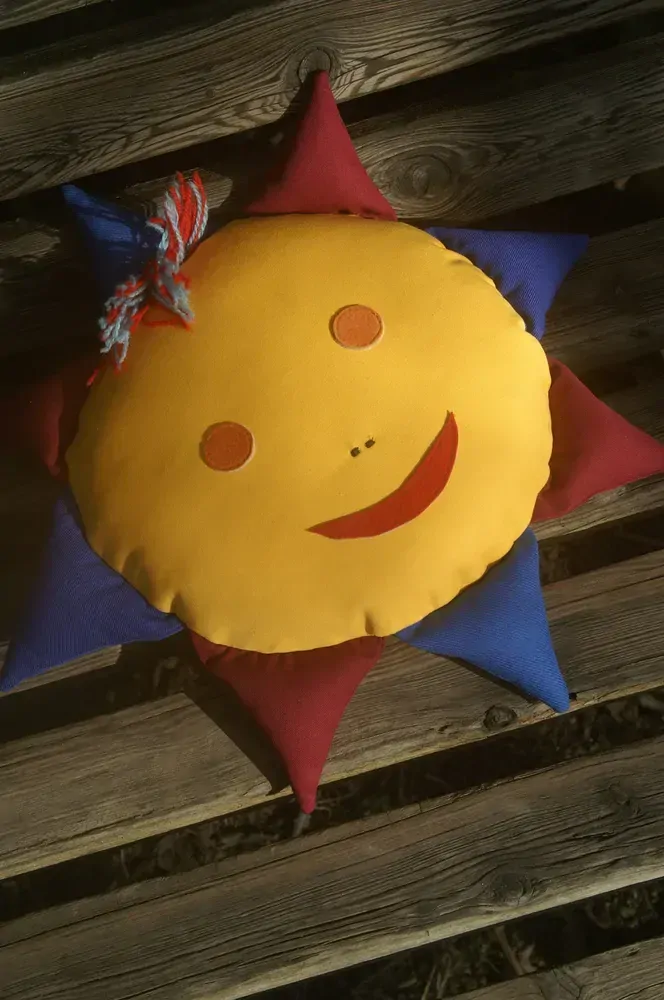 CEDR Sedák sluníčko 33x33cm