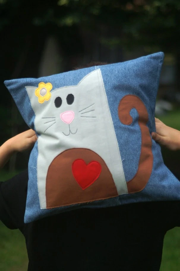 CEDR Polštář - kočička modrý 41 x 41 cm