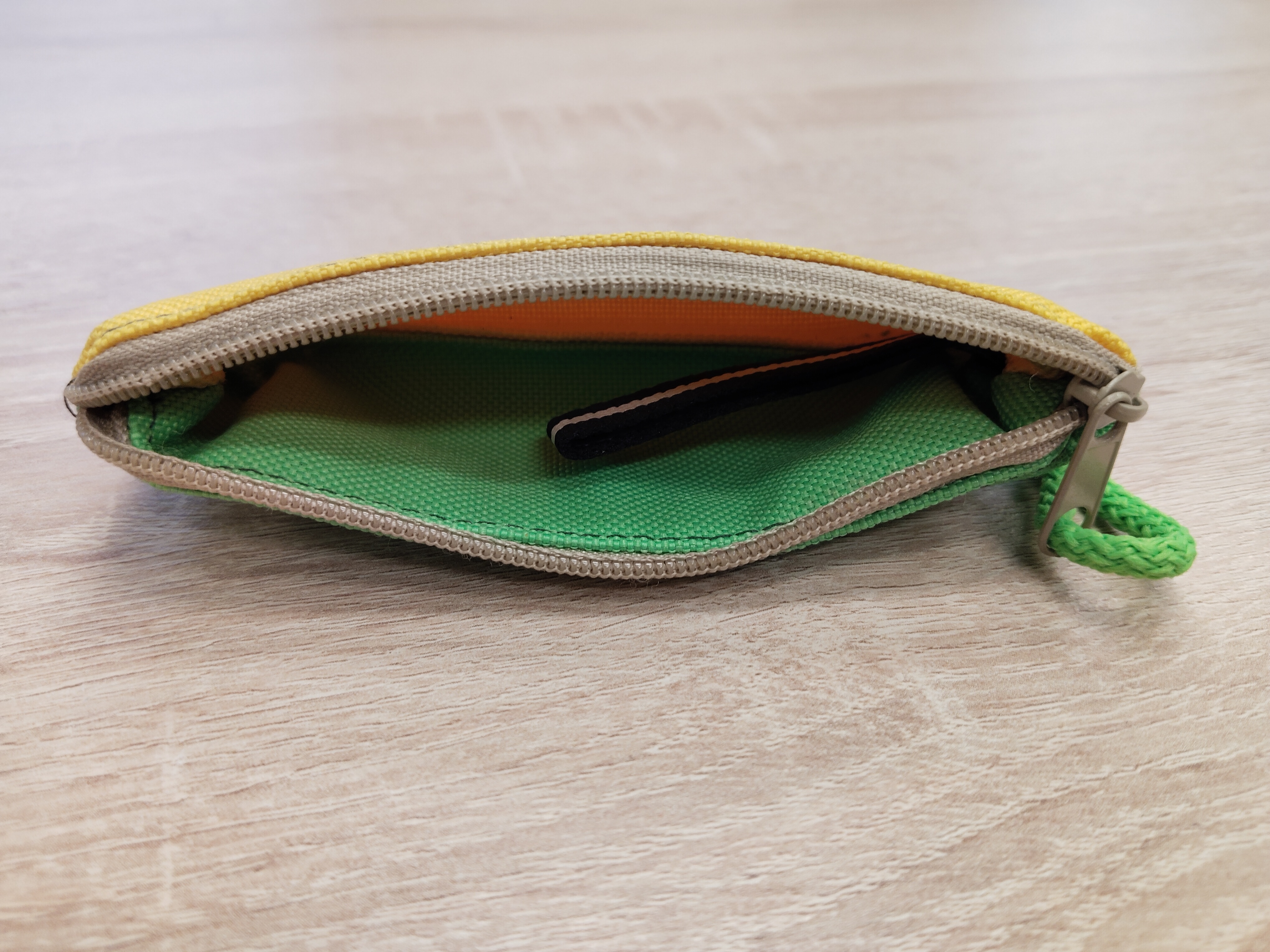 CEDR Pouzdro na klíče či mince 12 x 5 cm