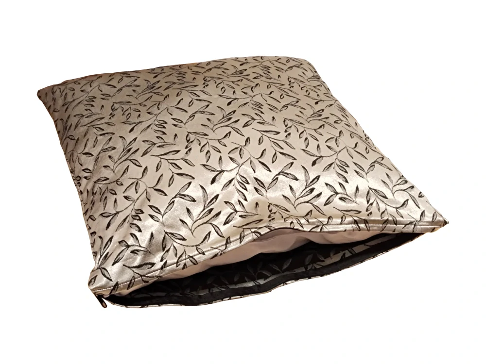 CEDR Polštář stříbrný tmavý 43 x 43 cm