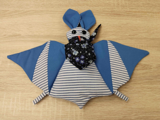 CEDR Netopýr textilní malý s chrastítkem 30x40 cm  