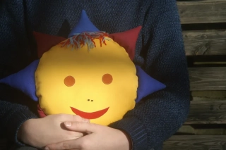 CEDR Sedák sluníčko žluté 33x33cm