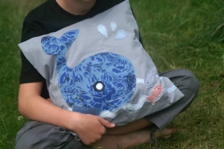 CEDR Povlak na polštář - velryba šedý 42 x 42 cm