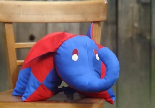 CEDR Polštář zavazovací 50x50cm slon